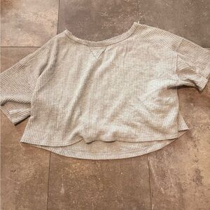 H&M Light Gray Crop Top